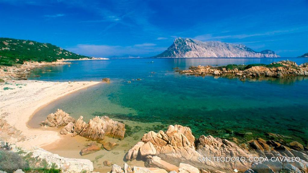 Li Teggi Turismo Rurale San Teodoro  Exterior photo